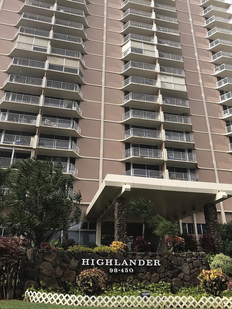 Highlander (AIEA) condominium 1 bed, 1 bath, 1 assigned parking stall, amenities, convenient loca... — Photo 1