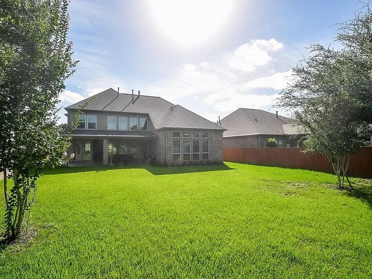 10119 Peytons Grace Ln — Photo 45