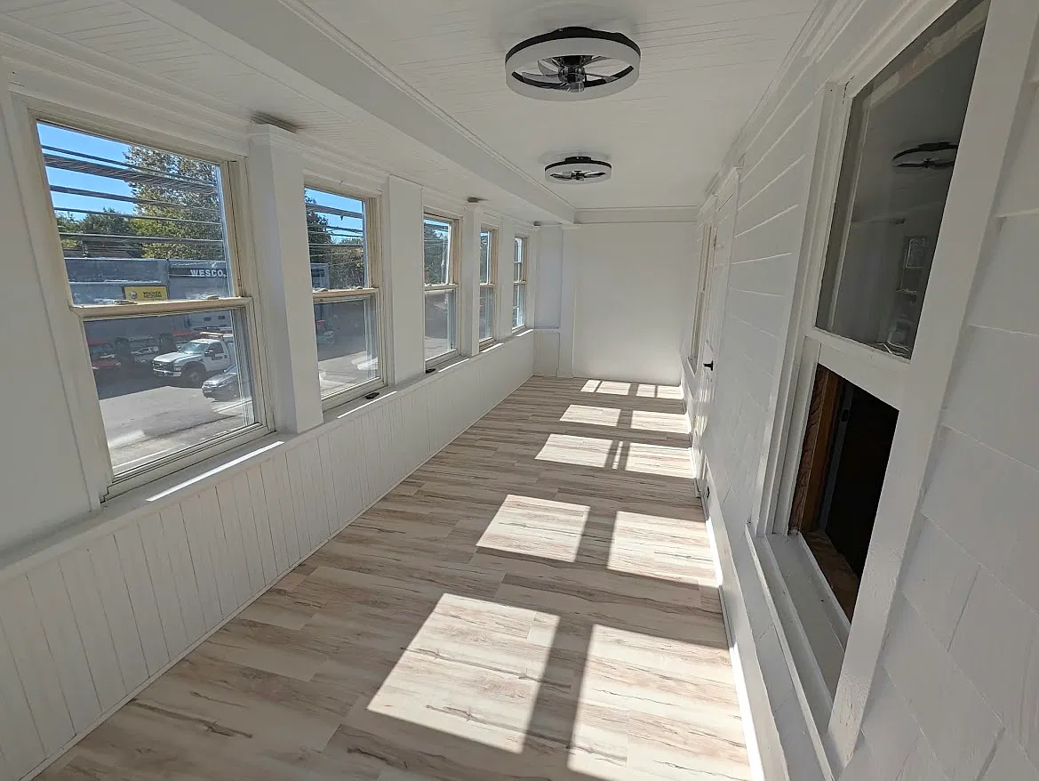 2 bed, 840 sqft, $2,600 — Photo 2