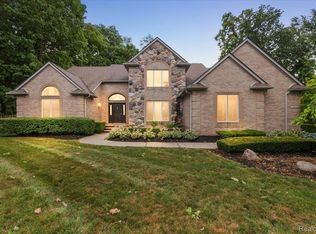 17840 Christine Blvd N, Clinton Township, MI 48038