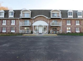204 Clubhouse Dr #204, Washington, PA 15301