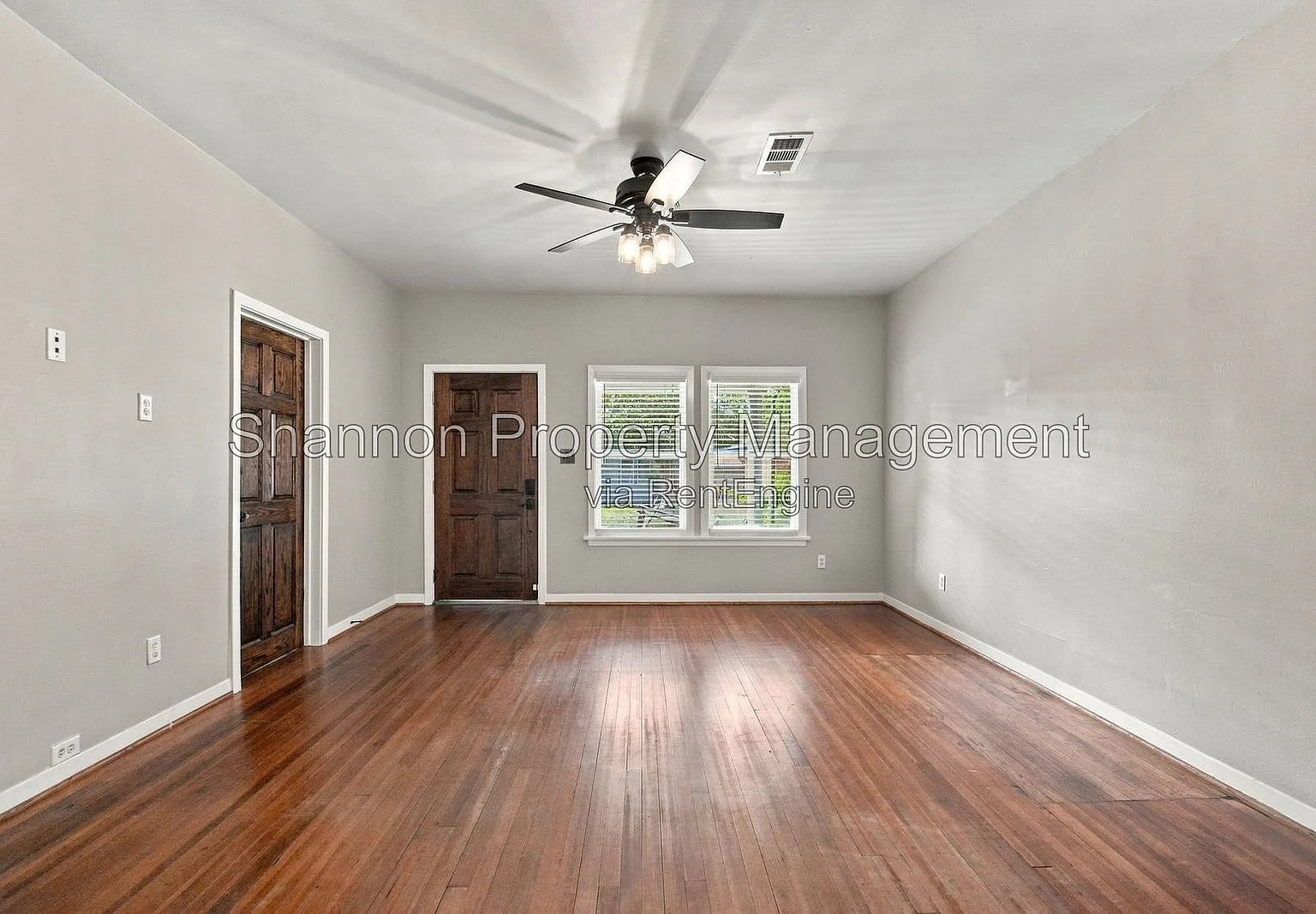 3 bed, 2.0 bath, 1332 sqft, $3,295 — Photo 4