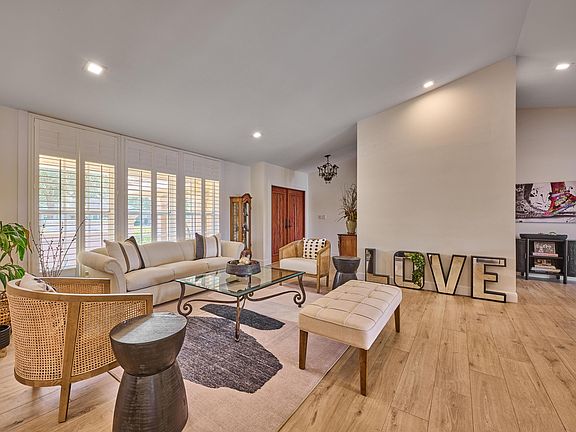 4th image of 7691 Estrella Circle