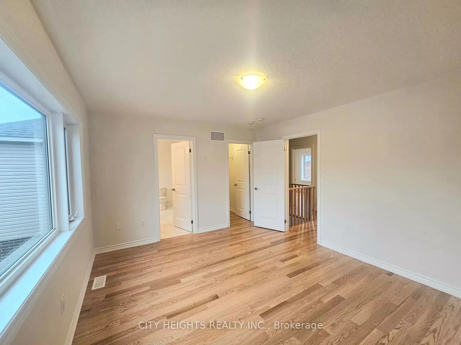 3 bed, $2,900 — Photo 3