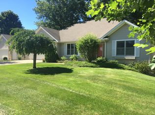 9465 Lightwood Ct, Richland, MI