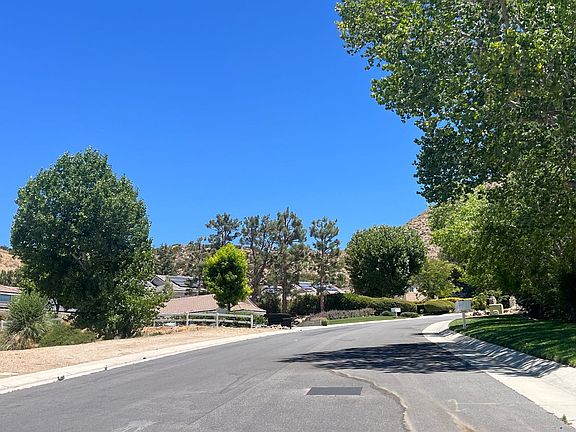 5th image of 1830 Shadow Canyon Rd