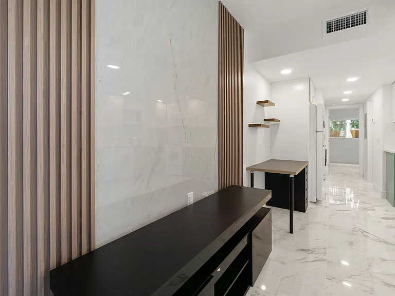 3675 Gulf Blvd #1 — Photo 4