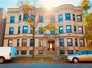 913 W Sheridan Rd APT 4, Chicago, IL 60613