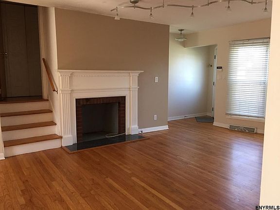 3rd image of 790 New Scotland Ave