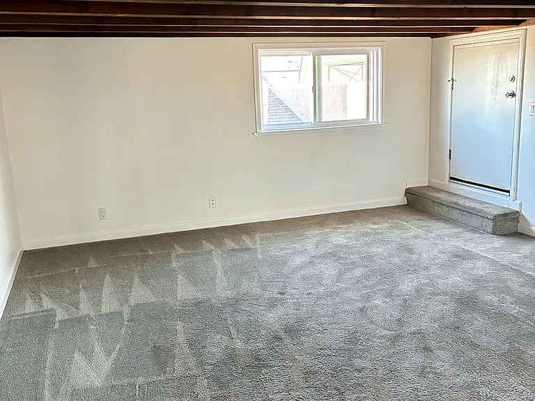 3853 Sunset Ln — Photo 36