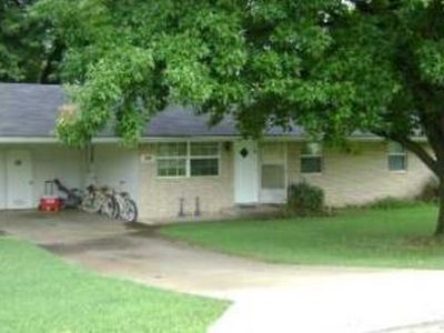 615 Pleasant Ave, Gentry, AR, 72734