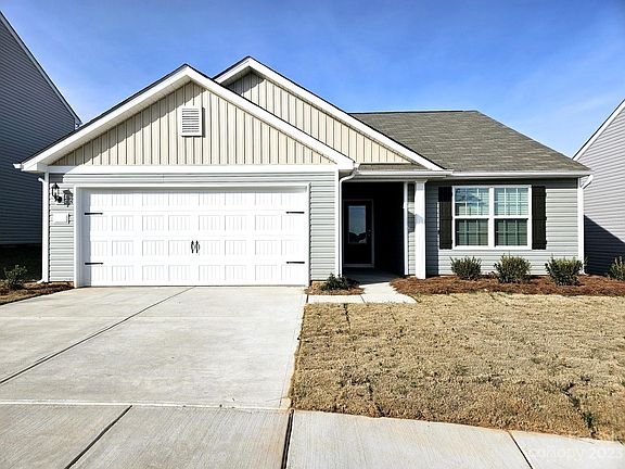 2nd image of 613 Maddox Dr