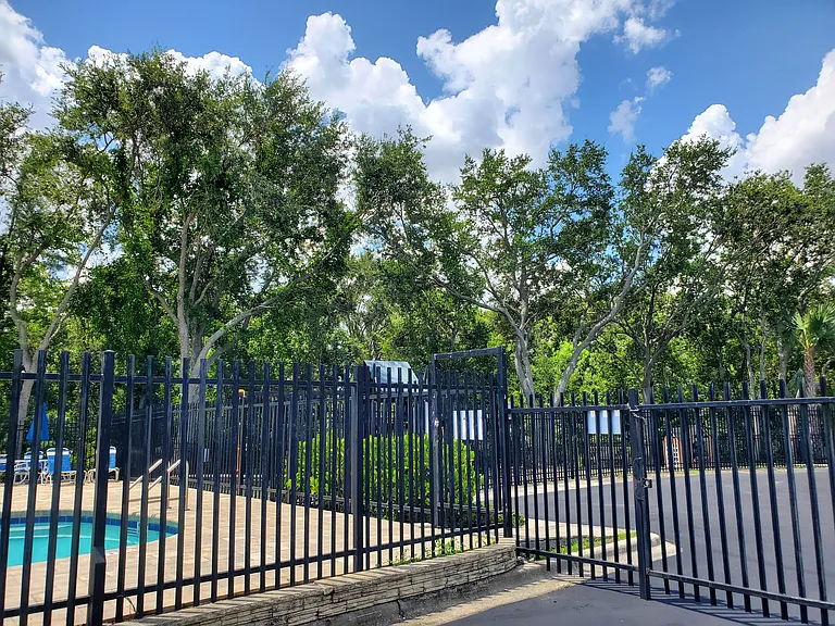 4331 Deermont Cir — Photo 42