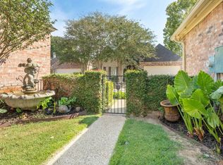 3964 Garden View Dr, Baton Rouge, LA 70809