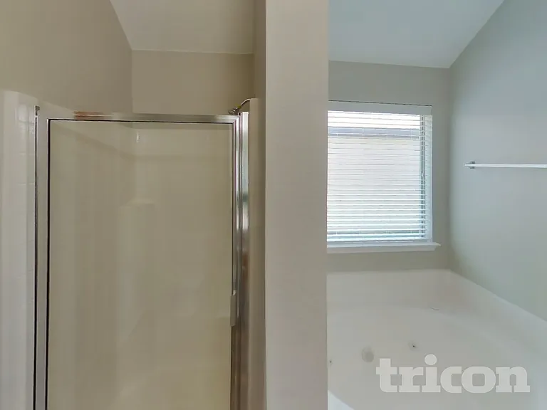 12116 Longstone Dr — Photo 9