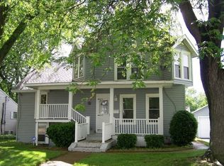 627 Cornell St, Ottawa, IL 61350