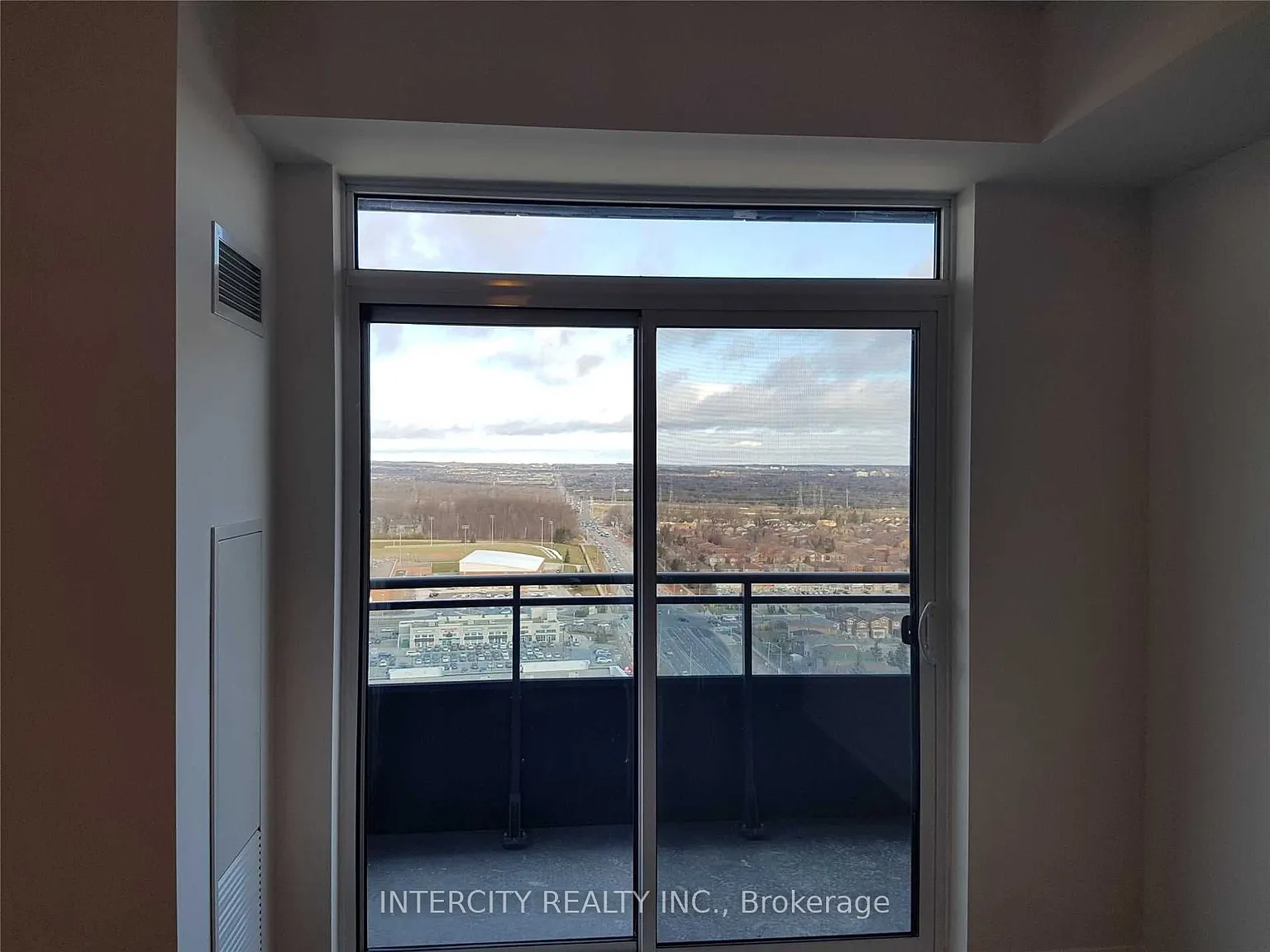 1 bed, $2,275 — Photo 3