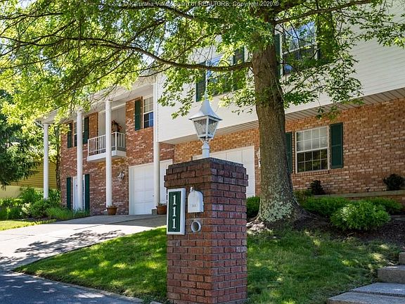 3rd image of 111 Woodbridge Dr