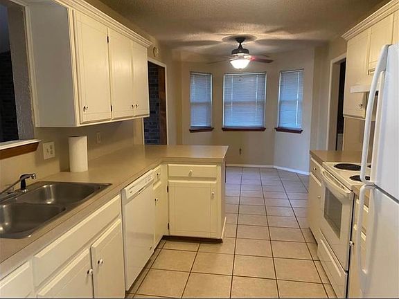 2nd image of 1716 NW Gray Warr Pl