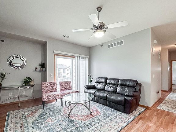 4th image of 10335 Norfolk Dr Unit 12