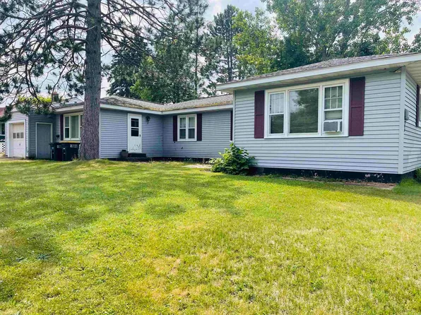 919 Nightingale St, Ironwood, MI 49938