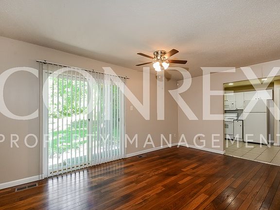 4th image of 11825 El Camara Dr