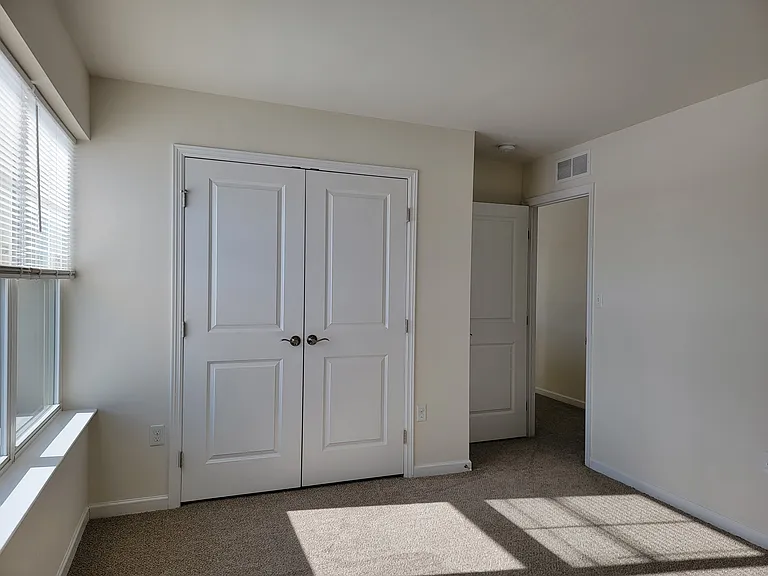 64 Rollins Ln — Photo 10