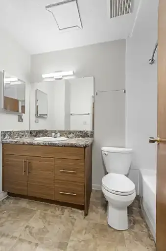 173 Procter Pl #4 — Photo 3