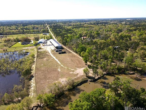 4th image of Carpenters Landing Rd
