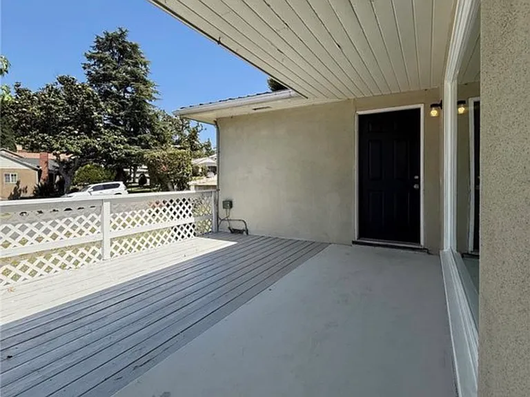2404 Wetherhead Dr — Photo 5