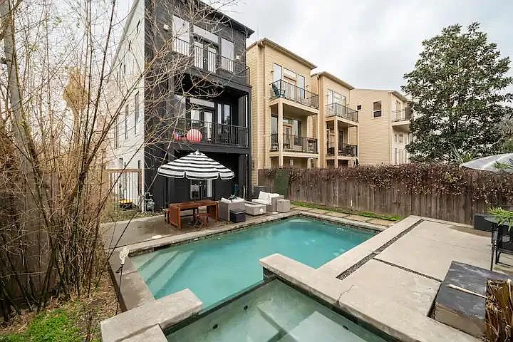 5202 Rose St — Photo 35