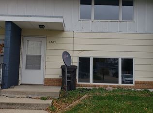 1507 7th Ave SW, Jamestown, ND 58401