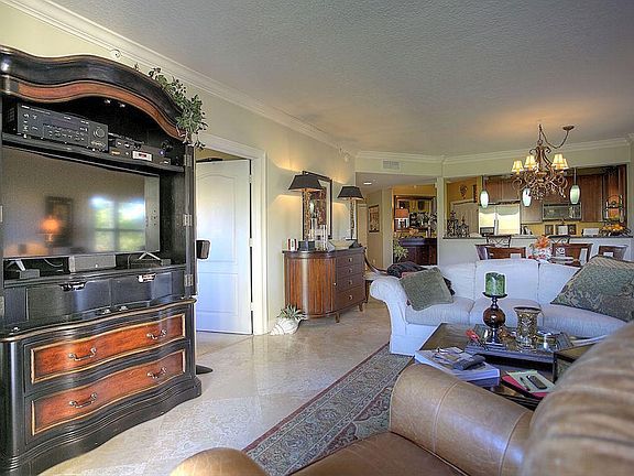 4th image of 300 Uno Lago Dr APT 201