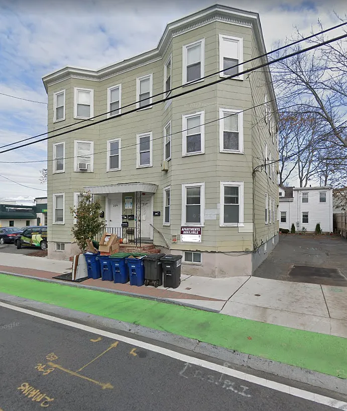 2 bed, 1.0 bath, $3,000 — Photo 1