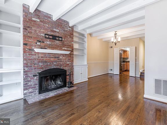 3rd image of 543 S Saint Asaph St