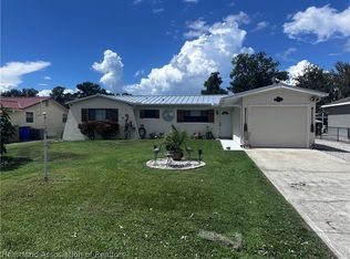 17 Silk Oak St, Lake Placid, FL 33852