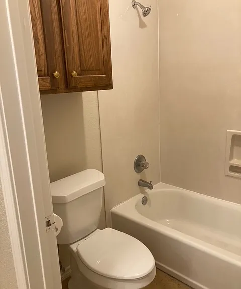310 Westview Ln — Photo 16