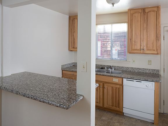 3rd image of 6601-6605 Moeser Ln #6601