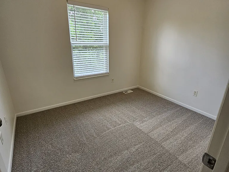 126 Wagnalls Ct — Photo 15