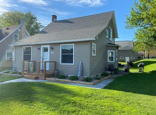 148 1st St SW, Spring Grove, MN 55974