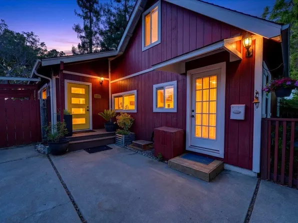 115 Catalpa St, Santa Cruz, CA 95062