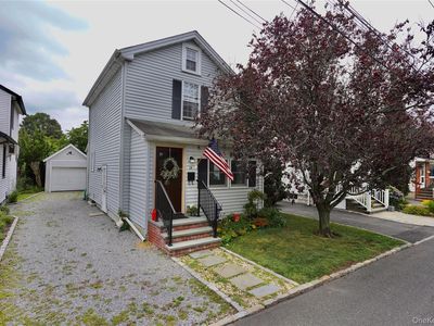 24 Henderson Avenue, Port Washington, NY, 11050