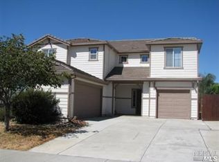 1735 River Oaks Cir, Fairfield, CA 94533