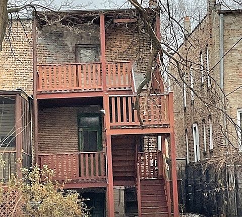 3rd image of 5716 S Indiana Ave