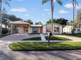 11014 SW 159th Ter, Miami, FL 33157