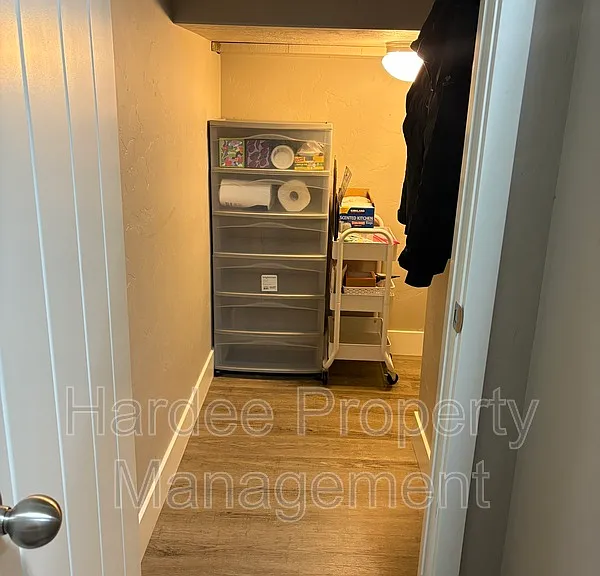 4315 N Adams St — Photo 6
