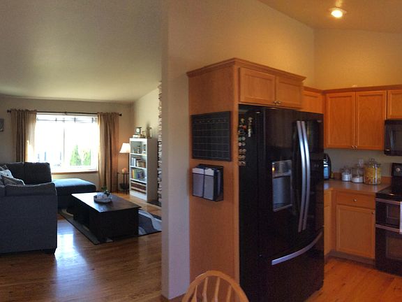 5th image of 1935 Bluegrass Ave