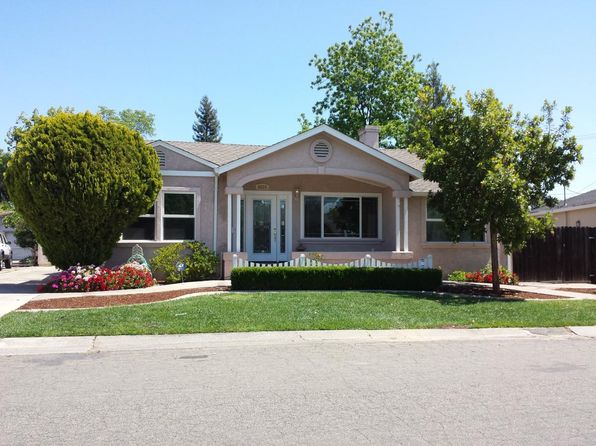 2524 Catalina Dr