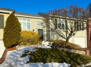 53 Bank Street, New Canaan, CT 06840