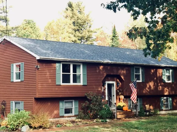 41 Leavitt Lane, Glenburn, ME 04401